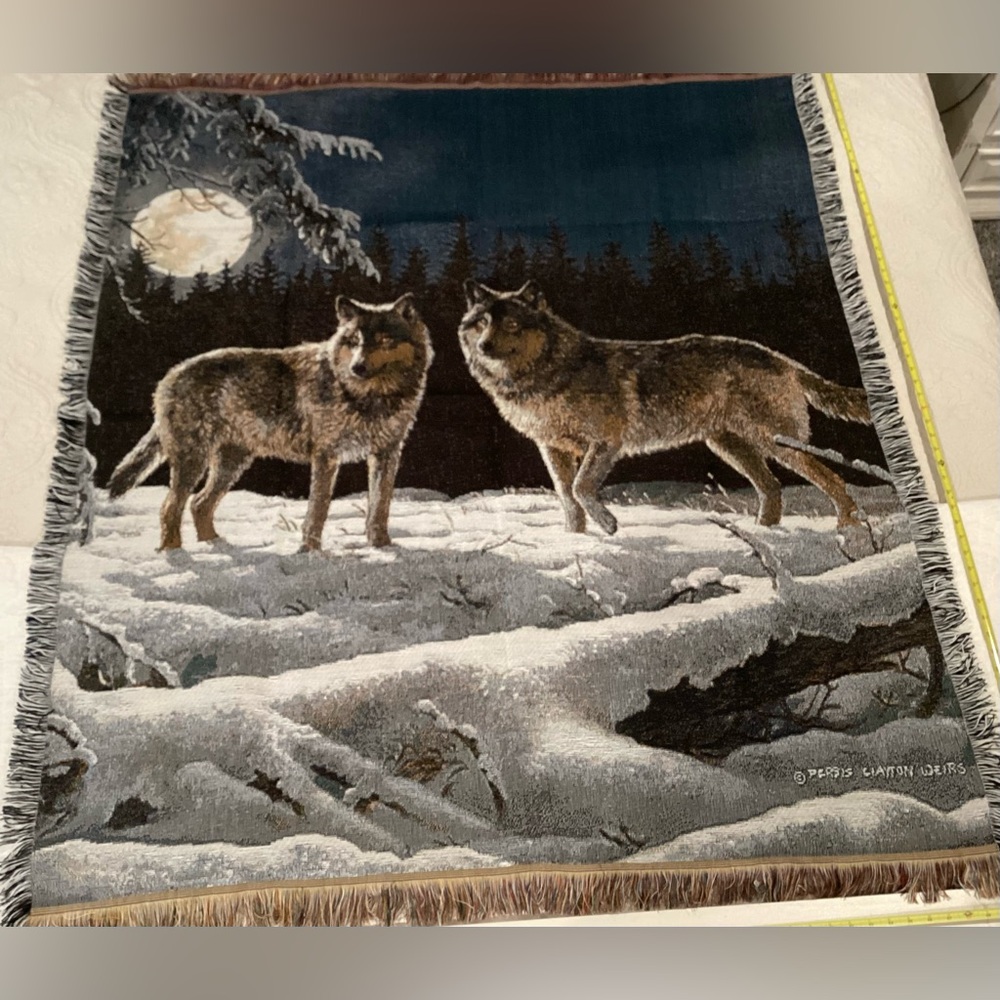 🔵 Vintage & New - Moon Rise Wolves Woven Tapestry Throw - Rare - Christmas Gift - Picture 10 of 14